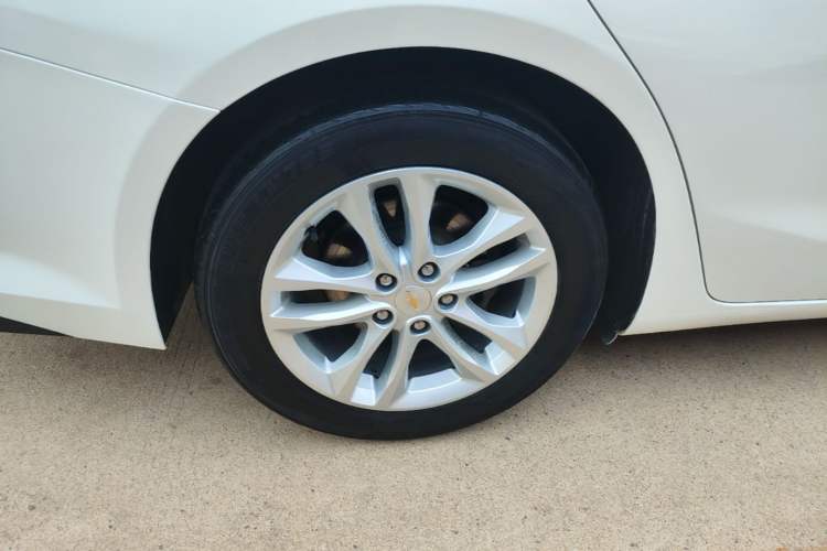 Used Chevrolet Malibu XL 2017 1.5T Automatic Ruichi Edition Right Rear Wheel Hub