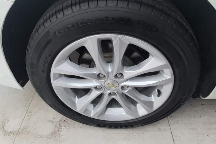 Used Chevrolet Malibu XL 2017 1.5T Automatic Ruichi Edition Right Rear Wheel Hub