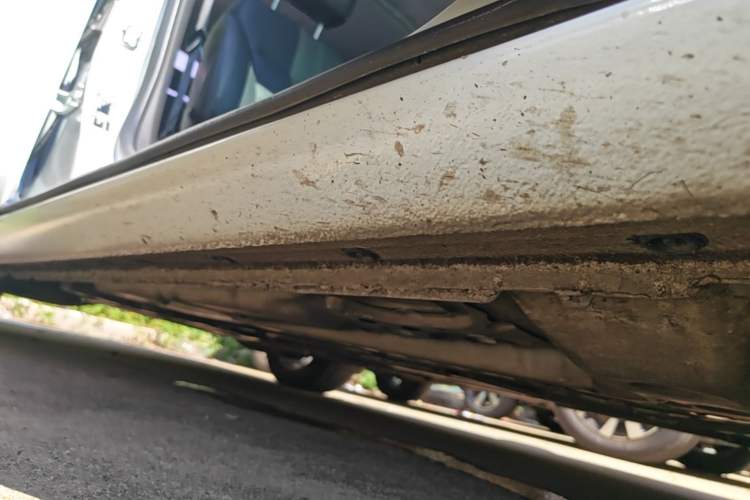 Used Chevrolet Malibu XL 2017 1.5T Automatic Ruichi Edition Right Side Sill