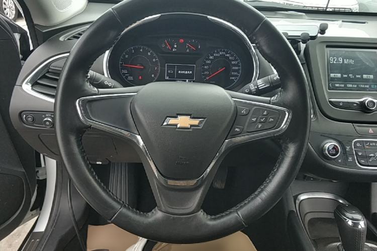 Used Chevrolet Malibu XL 2017 1.5T Automatic Ruichi Edition Steering Wheel