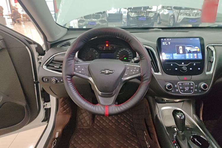 Used Chevrolet Malibu XL 2017 1.5T Automatic Ruichi Edition Steering Wheel