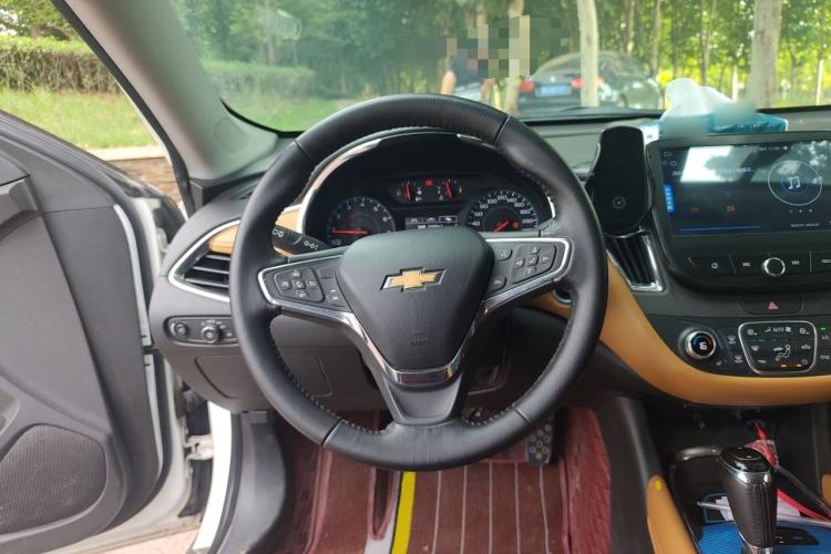 Used Chevrolet Malibu XL 2017 1.5T Automatic Ruichi Edition Steering Wheel