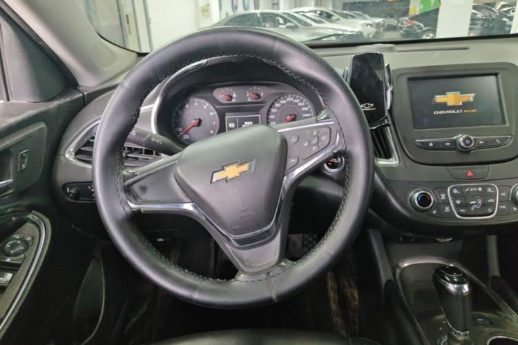 Used Chevrolet Malibu XL 2017 1.5T Automatic Ruichi Edition Steering Wheel