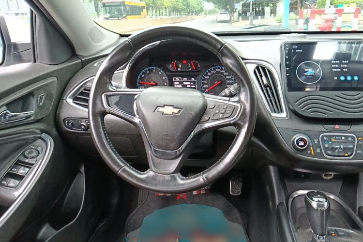 Used Chevrolet Malibu XL 2017 1.5T Automatic Ruichi Edition Steering Wheel