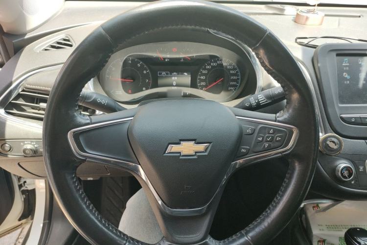 Used Chevrolet Malibu XL 2017 1.5T Automatic Ruichi Edition Steering Wheel