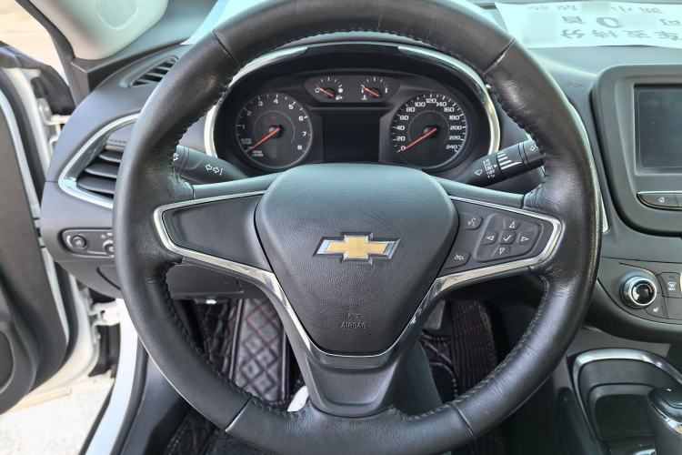 Used Chevrolet Malibu XL 2017 1.5T Automatic Ruichi Edition Steering Wheel