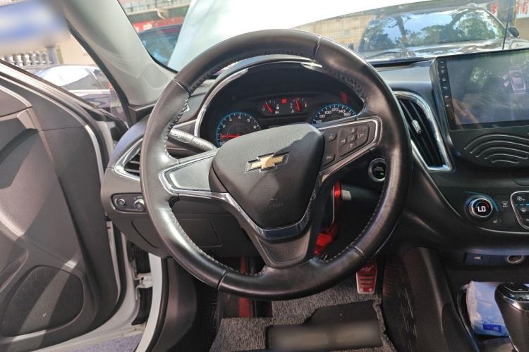 Used Chevrolet Malibu XL 2017 1.5T Automatic Ruichi Edition Steering Wheel