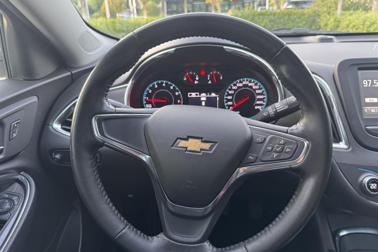 Used Chevrolet Malibu XL 2017 1.5T Automatic Ruichi Edition Steering Wheel