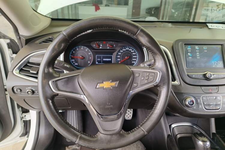 Used Chevrolet Malibu XL 2017 1.5T Automatic Ruichi Edition Steering Wheel