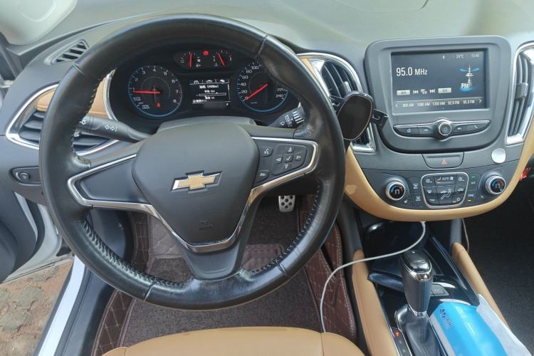 Used Chevrolet Malibu XL 2017 1.5T Automatic Ruichi Edition Steering Wheel