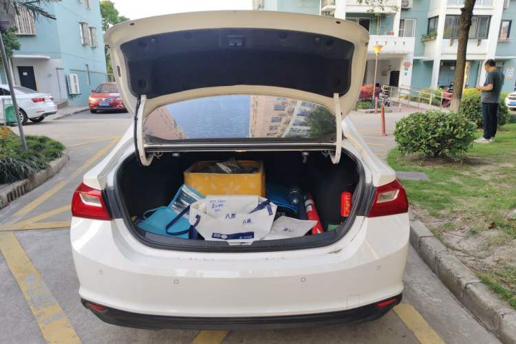 Used Chevrolet Malibu XL 2017 1.5T Automatic Ruichi Edition Trunk