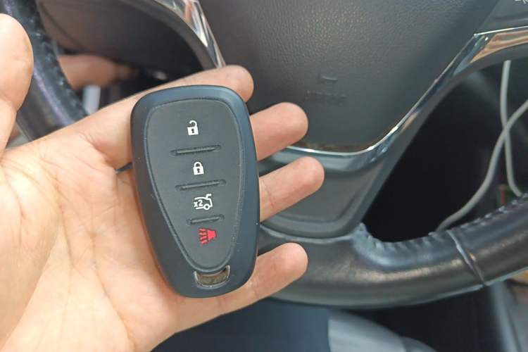 Used Chevrolet Malibu XL 2017 1.5T Automatic Ruichi Edition Vehicle Key
