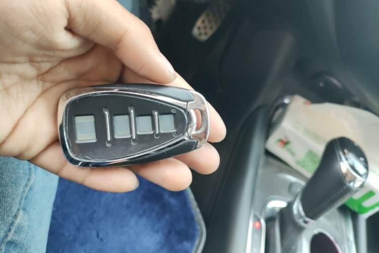 Used Chevrolet Malibu XL 2017 1.5T Automatic Ruichi Edition Vehicle Key