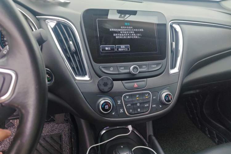 Used Chevrolet Malibu XL 2018 530T Automatic Ruiyi Edition Audio And AC Panel