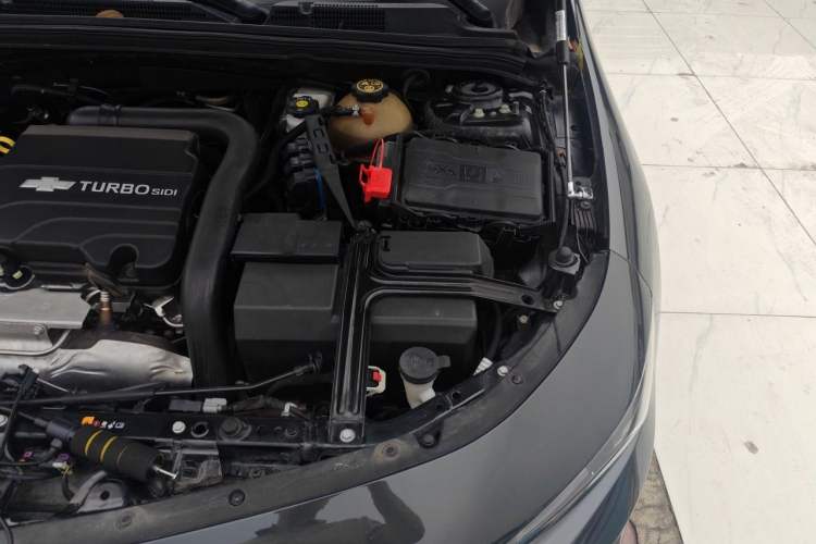 Used Chevrolet Malibu XL 2018 530T Automatic Ruiyi Edition Engine Bay Left
