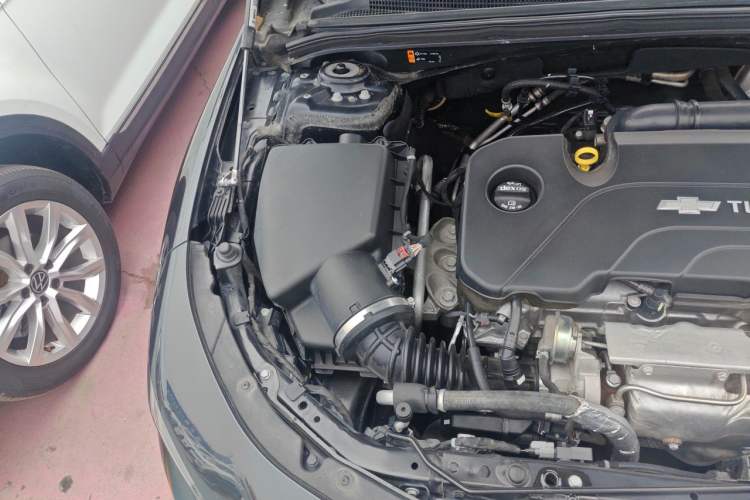Used Chevrolet Malibu XL 2018 530T Automatic Ruiyi Edition Engine Bay Right
