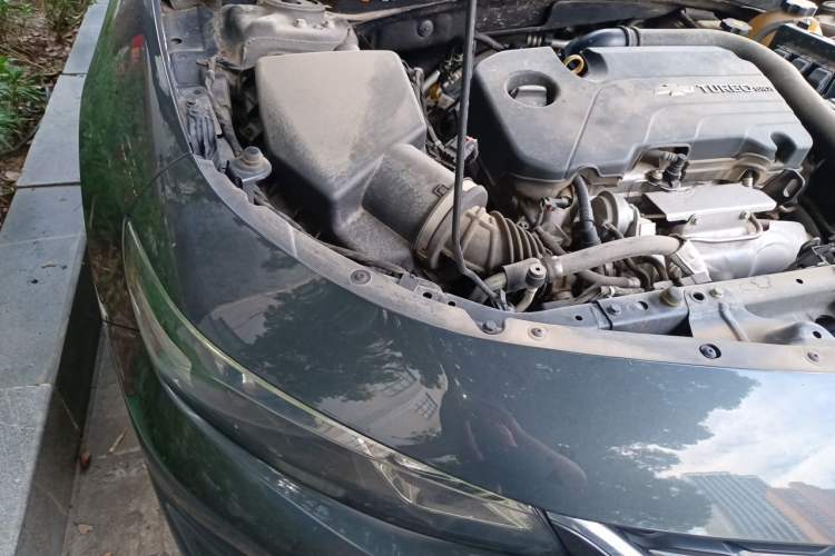 Used Chevrolet Malibu XL 2018 530T Automatic Luxury Edition Engine Bay Right