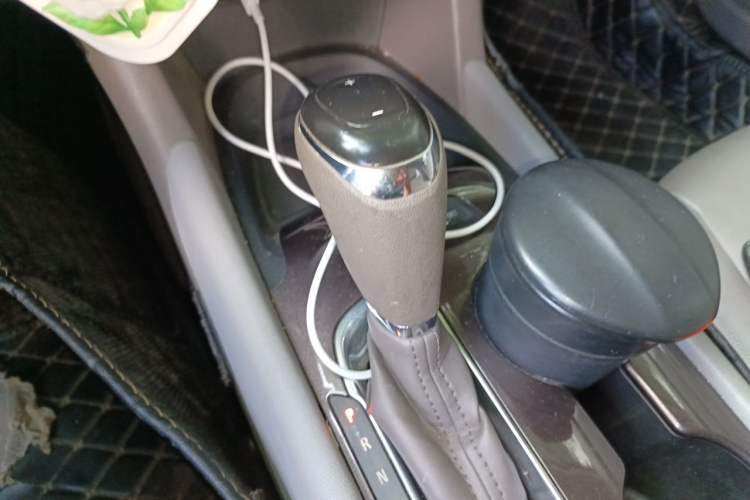 Used Chevrolet Malibu XL 2018 530T Automatic Luxury Edition Gear Lever