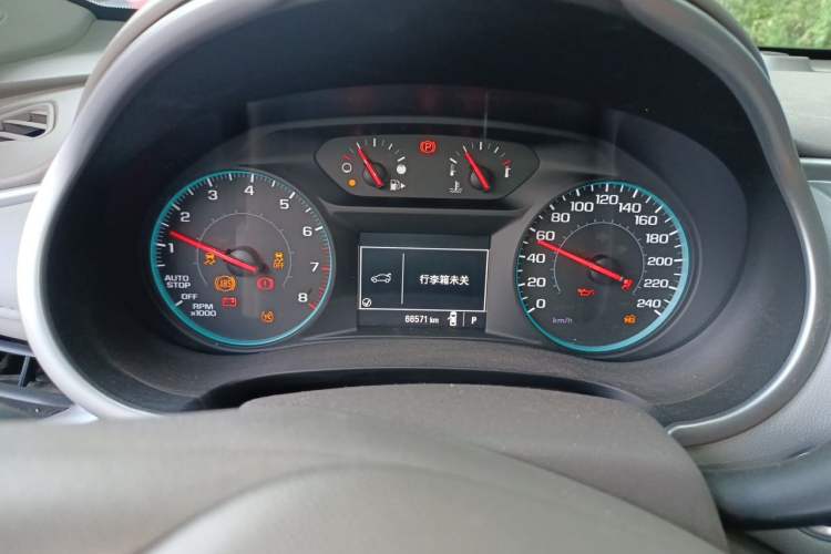 Used Chevrolet Malibu XL 2018 530T Automatic Luxury Edition Instrument Cluster