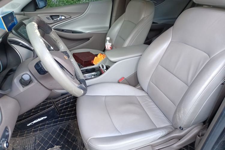 Used Chevrolet Malibu XL 2018 530T Automatic Luxury Edition Left Front Seat