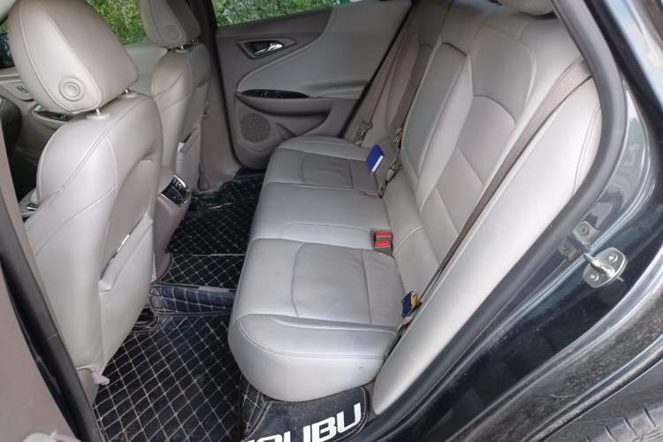 Used Chevrolet Malibu XL 2018 530T Automatic Luxury Edition Left Rear Seat