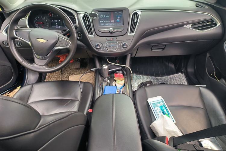 Used Chevrolet Malibu XL 2018 530T Automatic RuiChi Edition Center Console