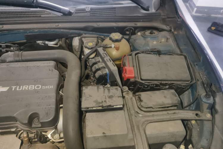 Used Chevrolet Malibu XL 2018 530T Automatic RuiChi Edition Engine Bay Left
