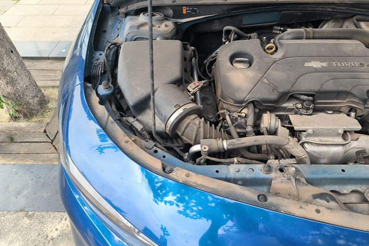 Used Chevrolet Malibu XL 2018 530T Automatic RuiChi Edition Engine Bay Right