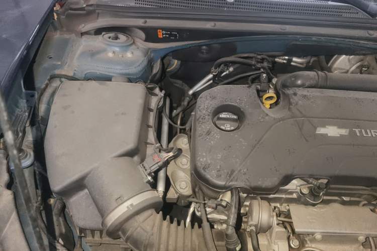 Used Chevrolet Malibu XL 2018 530T Automatic RuiChi Edition Engine Bay Right