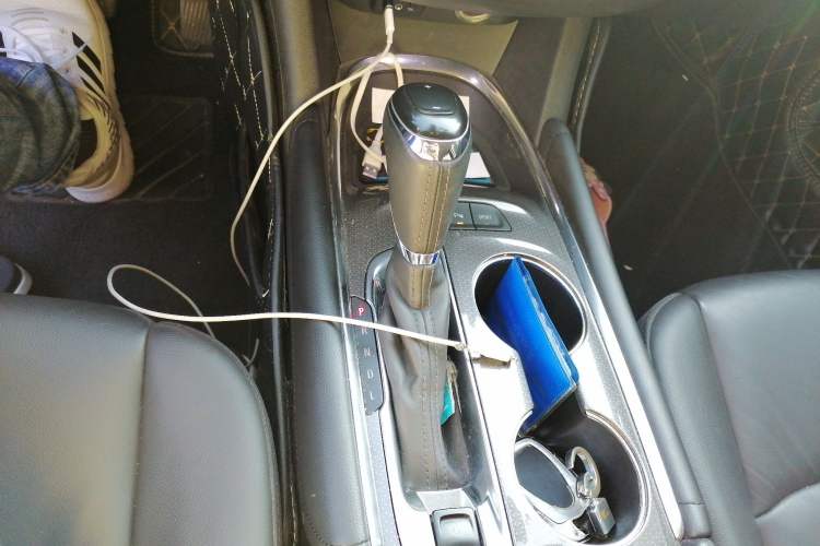 Used Chevrolet Malibu XL 2018 530T Automatic Ruiyi Edition Gear Lever