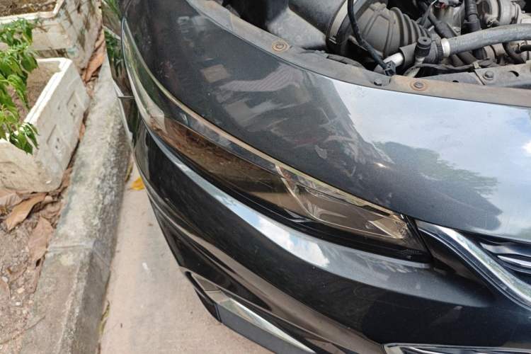 Used Chevrolet Malibu XL 2018 530T Automatic RuiChi Edition Right Front Headlight