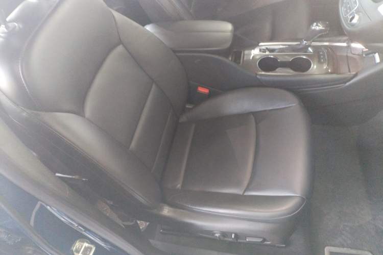 Used Chevrolet Malibu XL 2018 530T Automatic RuiChi Edition Right Front Seat