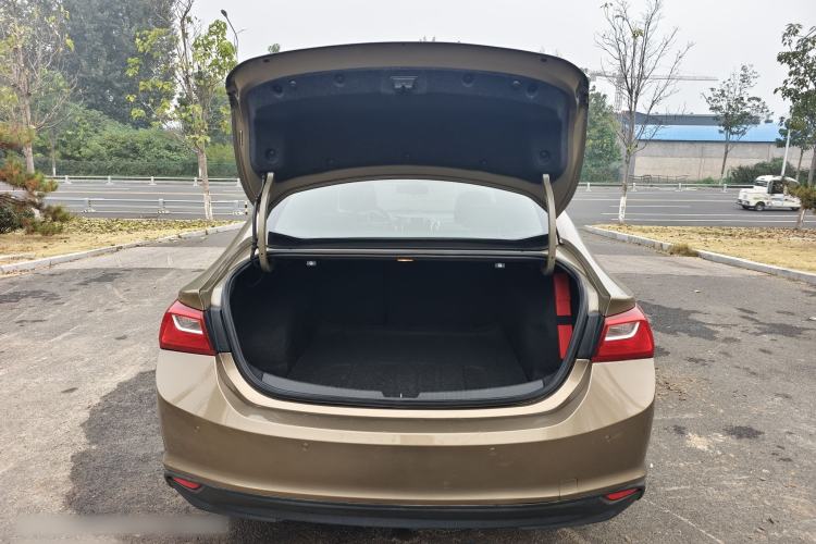 Used Chevrolet Malibu XL 2018 530T Automatic Ruiyi Edition Exterior 9