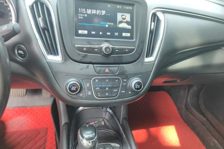 Used Chevrolet Malibu XL 2018 530T Automatic RuiChi Edition Audio And AC Panel
