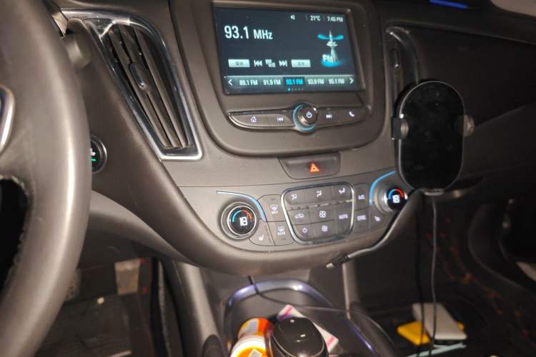Used Chevrolet Malibu XL 2018 530T Automatic RuiChi Edition Audio And AC Panel