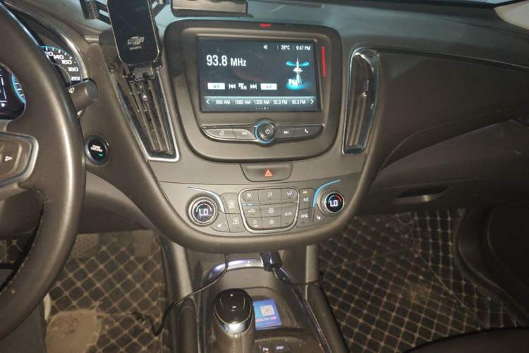 Used Chevrolet Malibu XL 2018 530T Automatic RuiChi Edition Audio And AC Panel