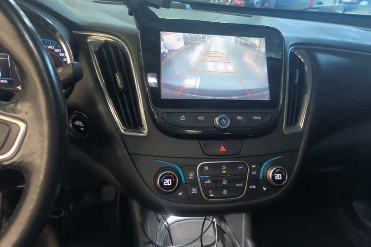 Used Chevrolet Malibu XL 2018 530T Automatic Ruiyi Edition Audio And AC Panel