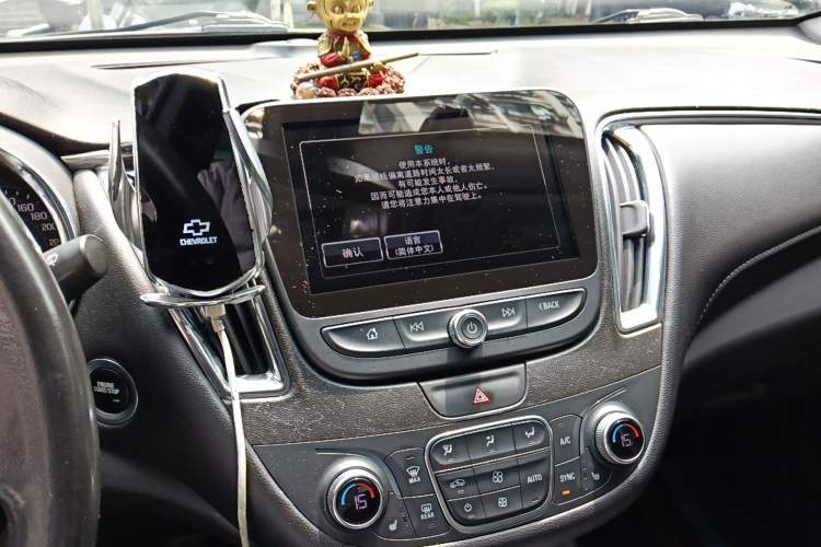 Used Chevrolet Malibu XL 2018 530T Automatic Ruiyi Edition Audio And AC Panel
