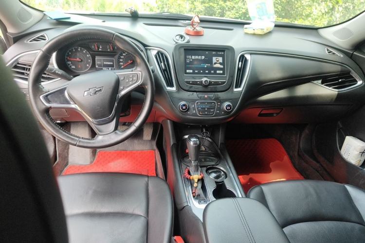 Used Chevrolet Malibu XL 2018 530T Automatic RuiChi Edition Center Console