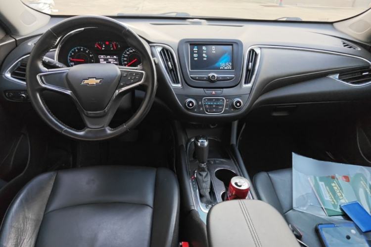 Used Chevrolet Malibu XL 2018 530T Automatic RuiChi Edition Center Console