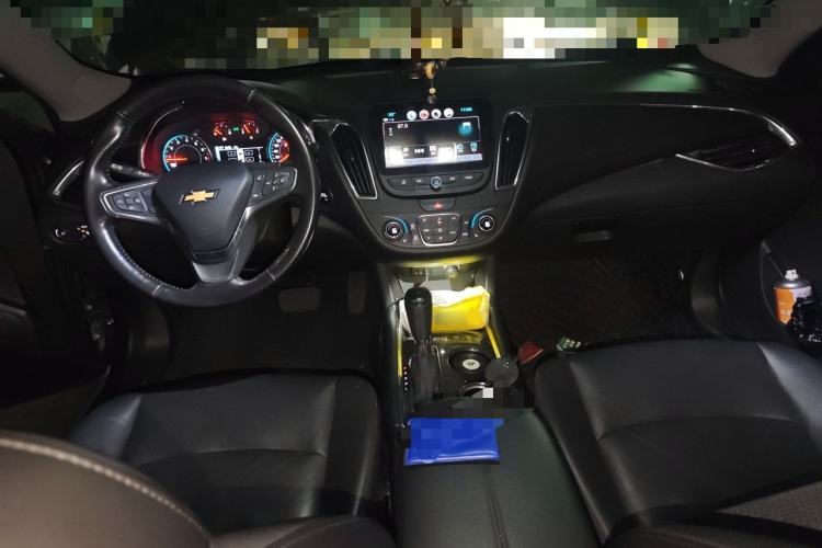 Used Chevrolet Malibu XL 2018 530T Automatic Ruiyi Edition Center Console
