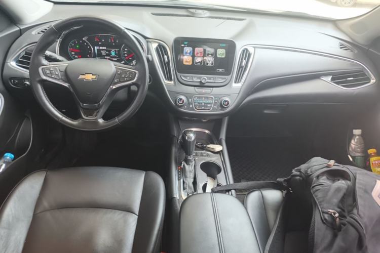 Used Chevrolet Malibu XL 2018 530T Automatic Ruiyi Edition Center Console