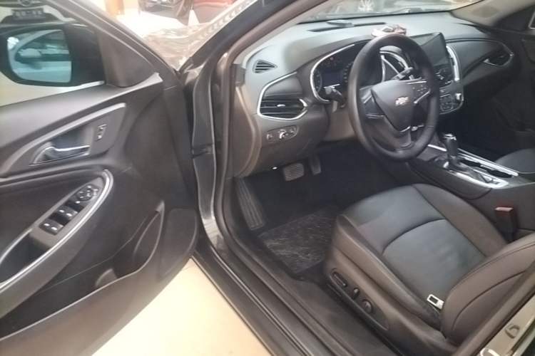 Used Chevrolet Malibu XL 2018 530T Automatic RuiChi Edition Driver Seat