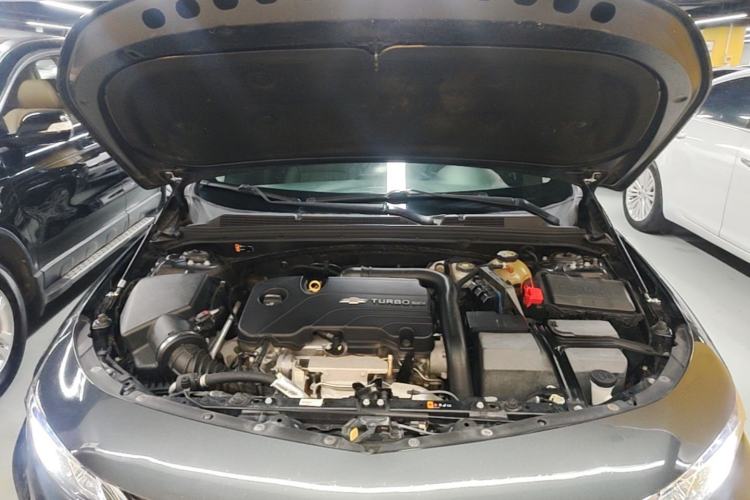 Used Chevrolet Malibu XL 2018 530T Automatic RuiChi Edition Engine Bay