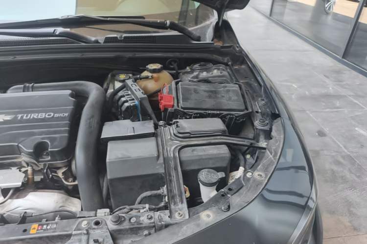 Used Chevrolet Malibu XL 2018 530T Automatic Ruiyi Edition Engine Bay Left