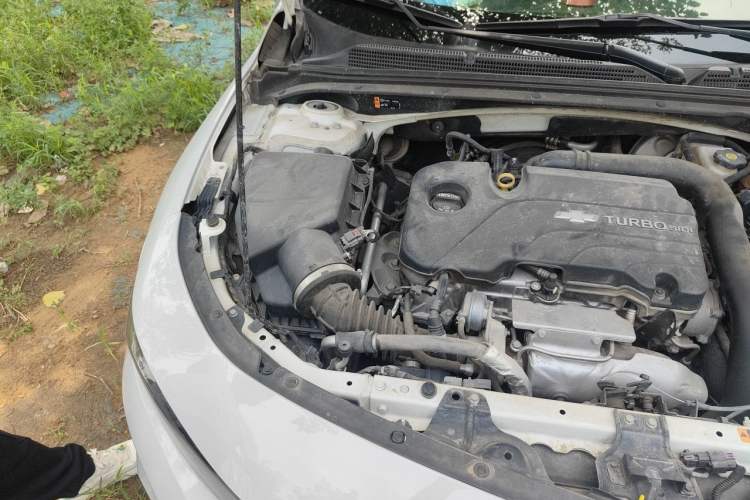 Used Chevrolet Malibu XL 2018 530T Automatic RuiChi Edition Engine Bay Right