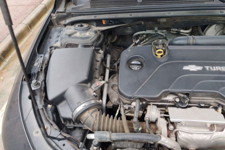 Used Chevrolet Malibu XL 2018 530T Automatic RuiChi Edition Engine Bay Right