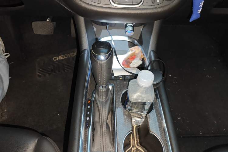 Used Chevrolet Malibu XL 2018 530T Automatic RuiChi Edition Gear Lever