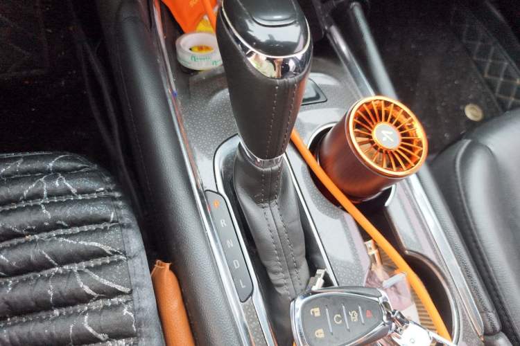 Used Chevrolet Malibu XL 2018 530T Automatic Ruiyi Edition Gear Lever