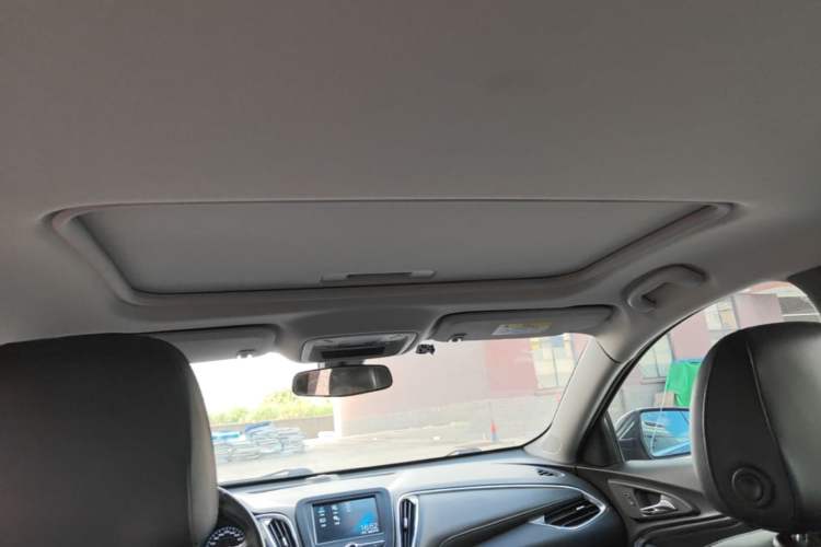 Used Chevrolet Malibu XL 2018 530T Automatic RuiChi Edition Headliner